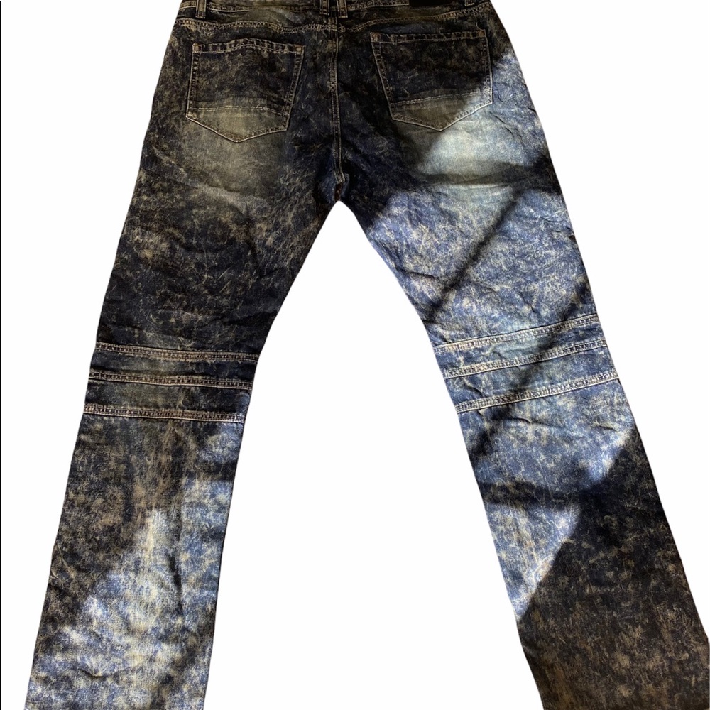 Men’s Imperious Acid Wash Stye Jeans (Size W42 x L34)